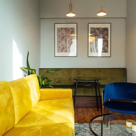 Beautiful Apartment - Top Location - Amazing Balcony Bukarest Exteriör bild