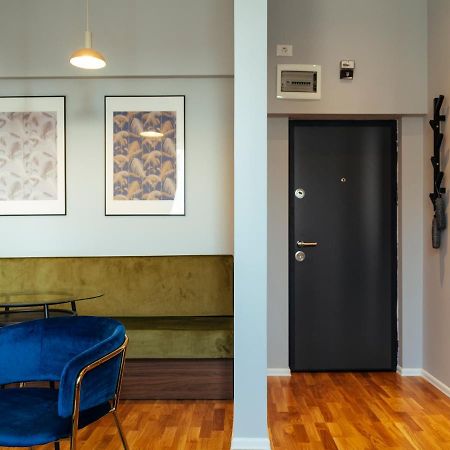 Beautiful Apartment - Top Location - Amazing Balcony Bukarest Exteriör bild
