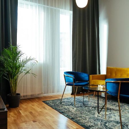 Beautiful Apartment - Top Location - Amazing Balcony Bukarest Exteriör bild